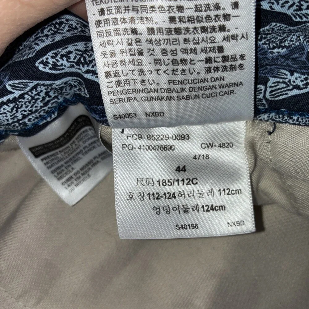 Levi’s XX Chino Shorts Fish Nautical Design‎ Men’s Size 44 Blue